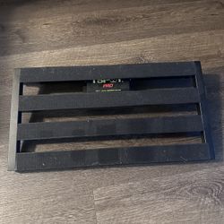 Pedaltrain 2 With One spot CS7 And Gig Bag