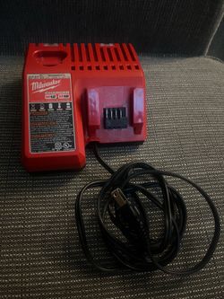 Milwaukee Battery Charger