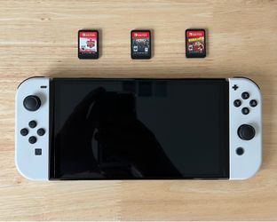 Nintendo Switch OLED with games