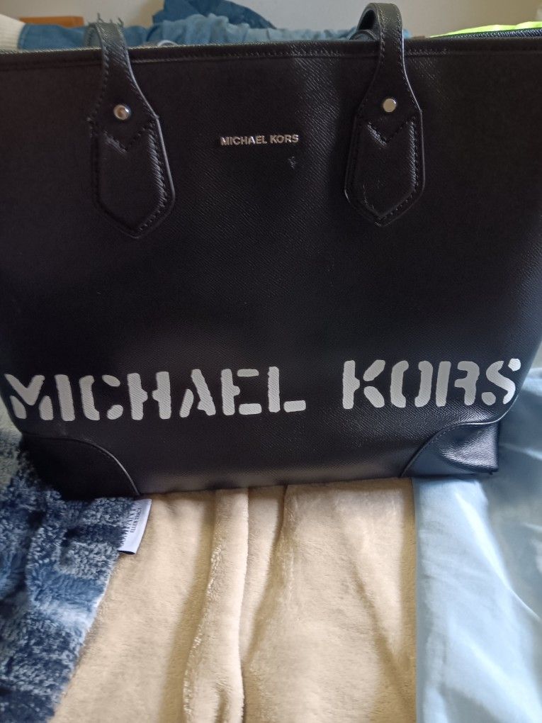 Michael Kors Mirella Tote Bag