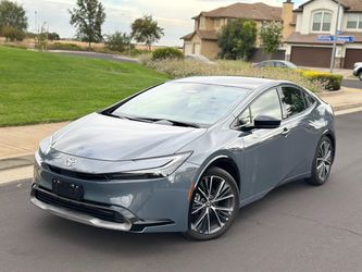 2024 Toyota Prius XLE