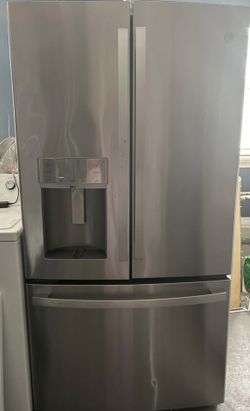 GE Stainless Steel French Door Fridge 