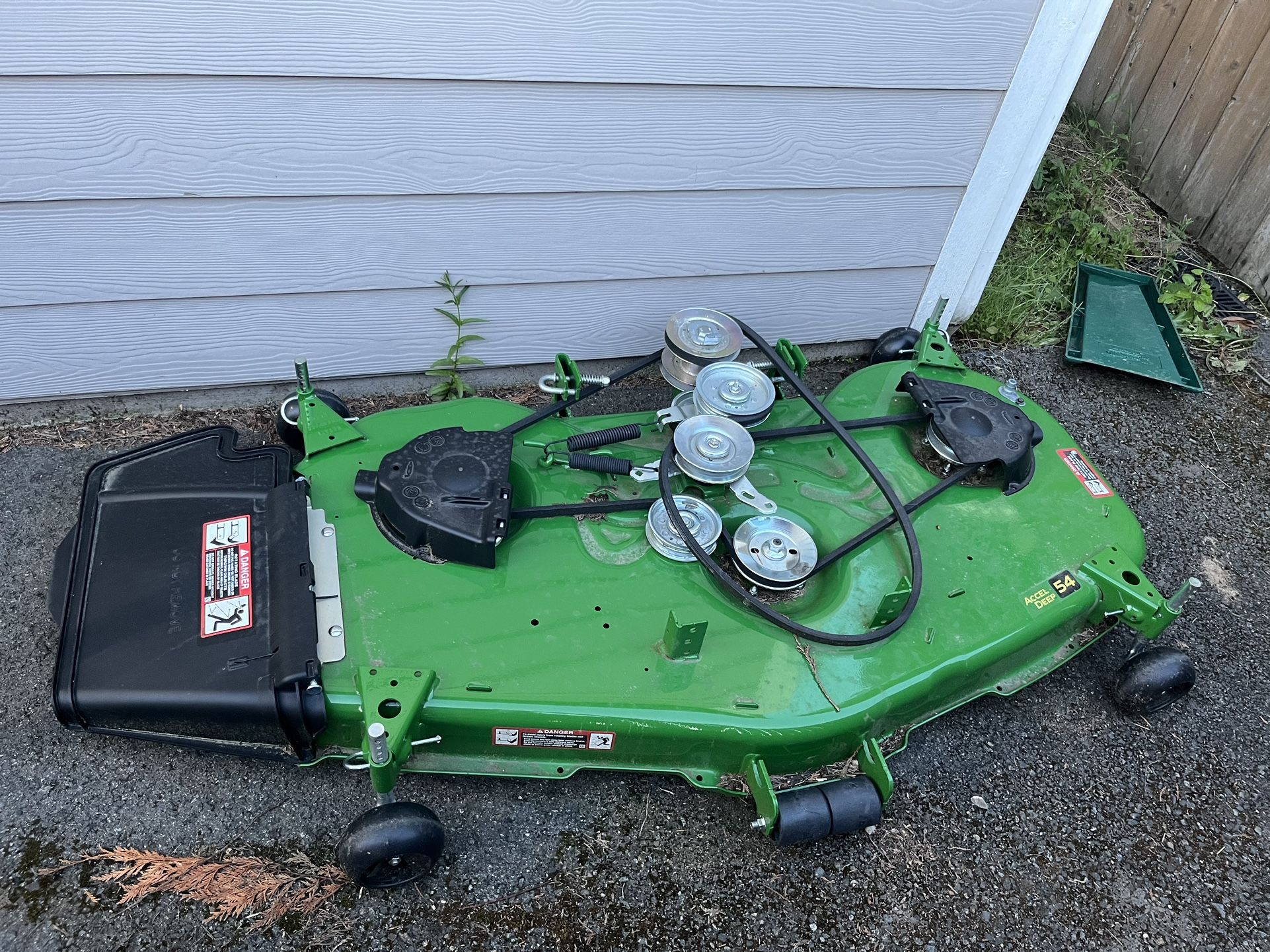 John Deere 54” Mower deck