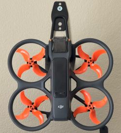 DJI avata 2 - with 2 batteries // DJI googles N3 // and FPV controller 2 // and motion controller
