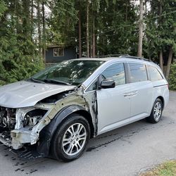 2013 Honda Odysey  XLE