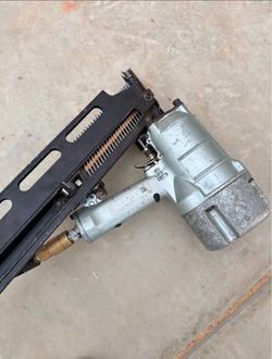 Hitachi nailer