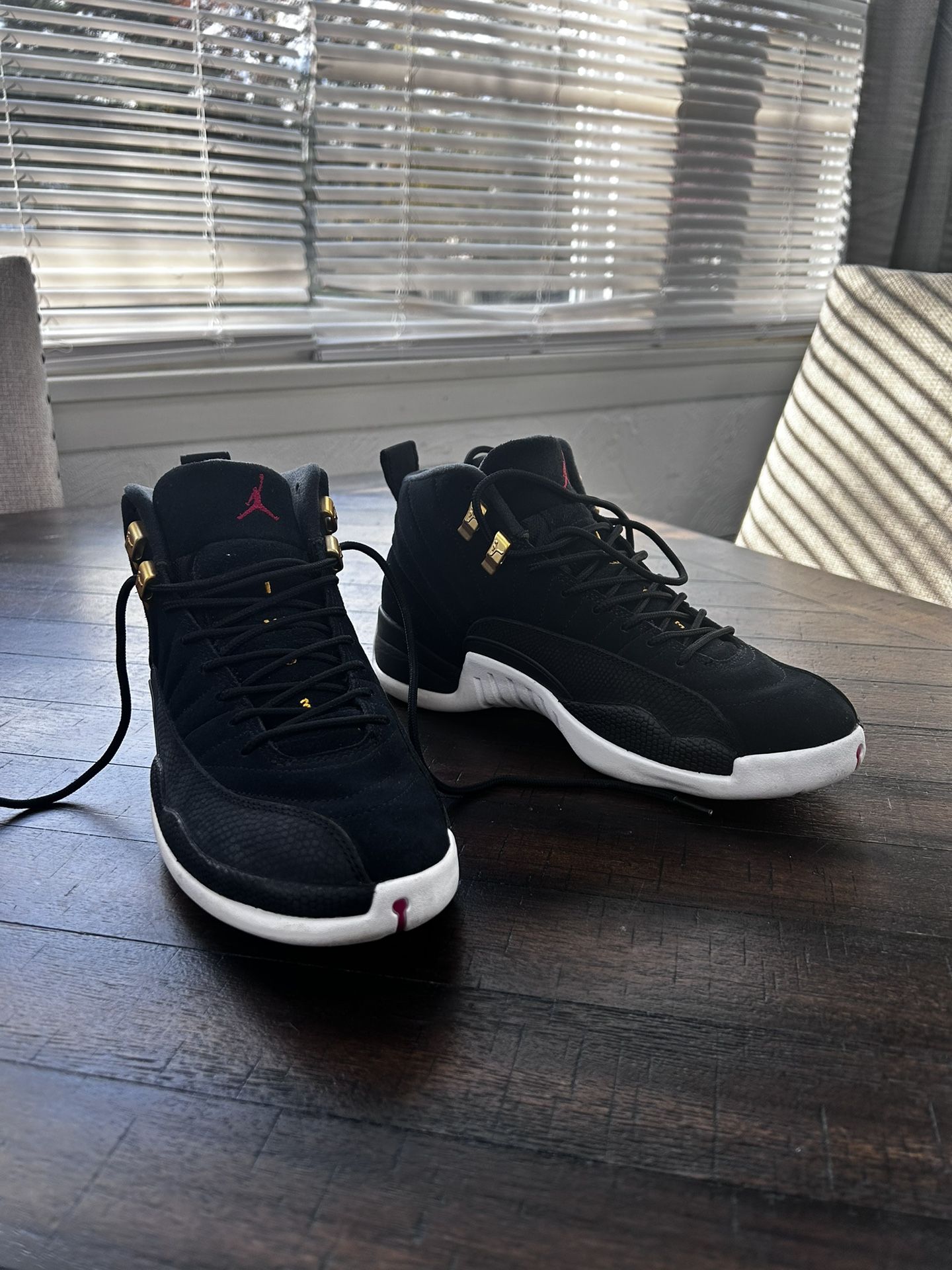 Air Jordan 12 Reverse Taxi