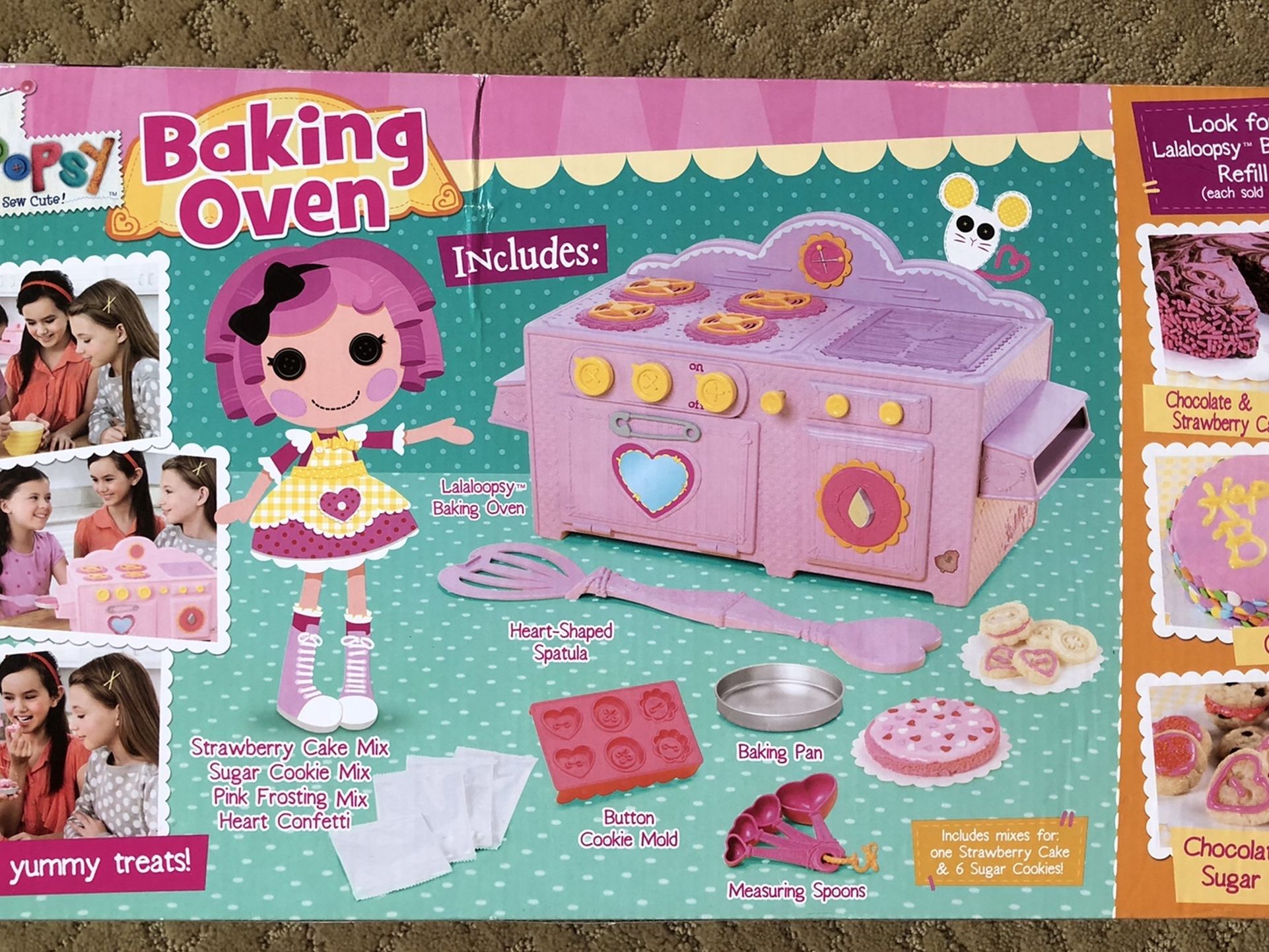Lalaloopsy Baking Oven And Bonus Doll