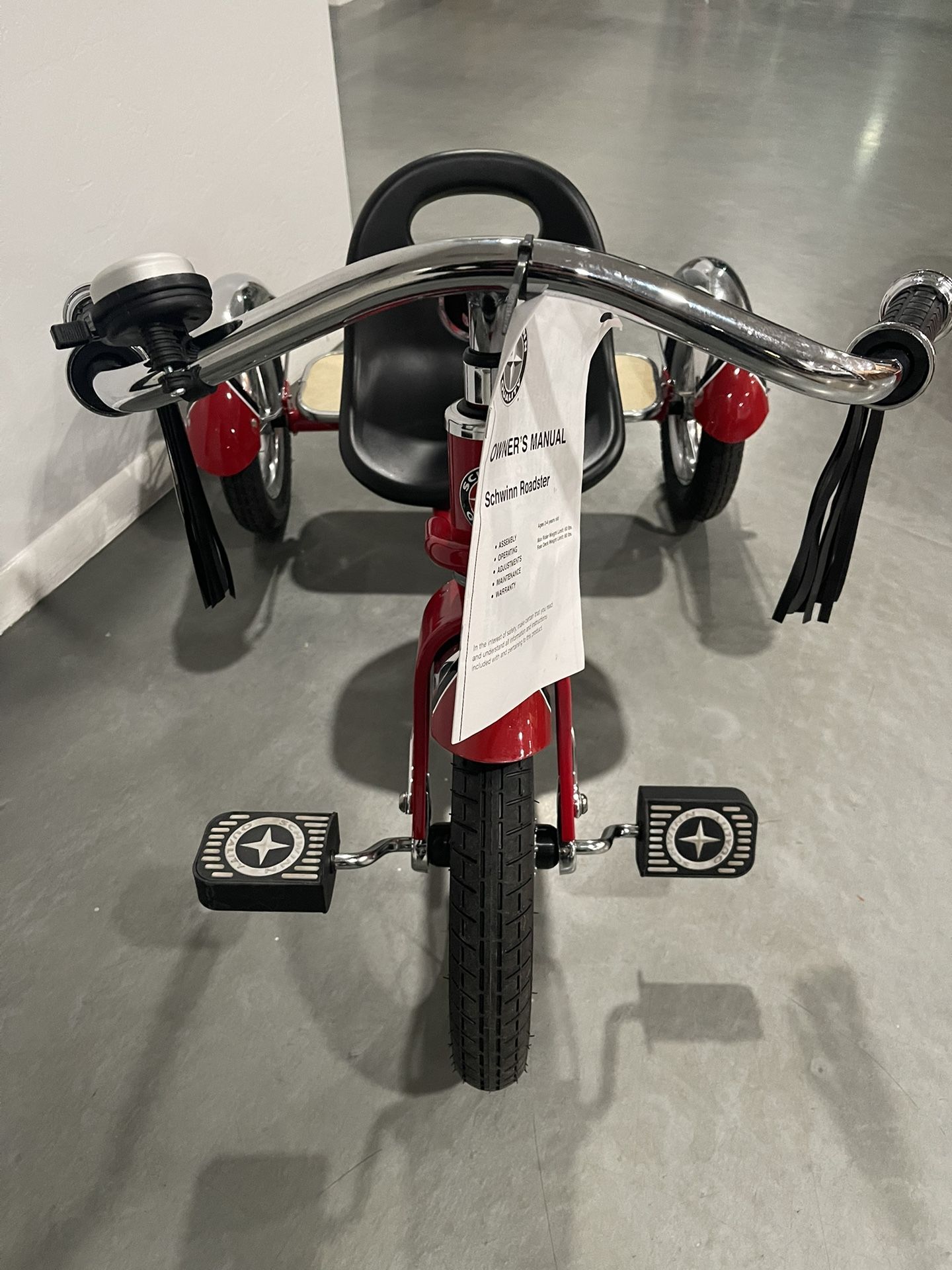 Schwinn roadster trike assembly clearance