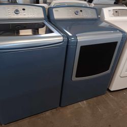 KENMORE ELITE TOP LOAD WASHER AND DRYER SET 