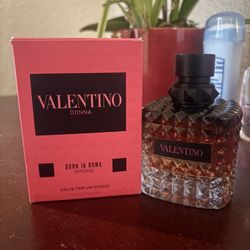 Valentino In Roma Perfume intense 