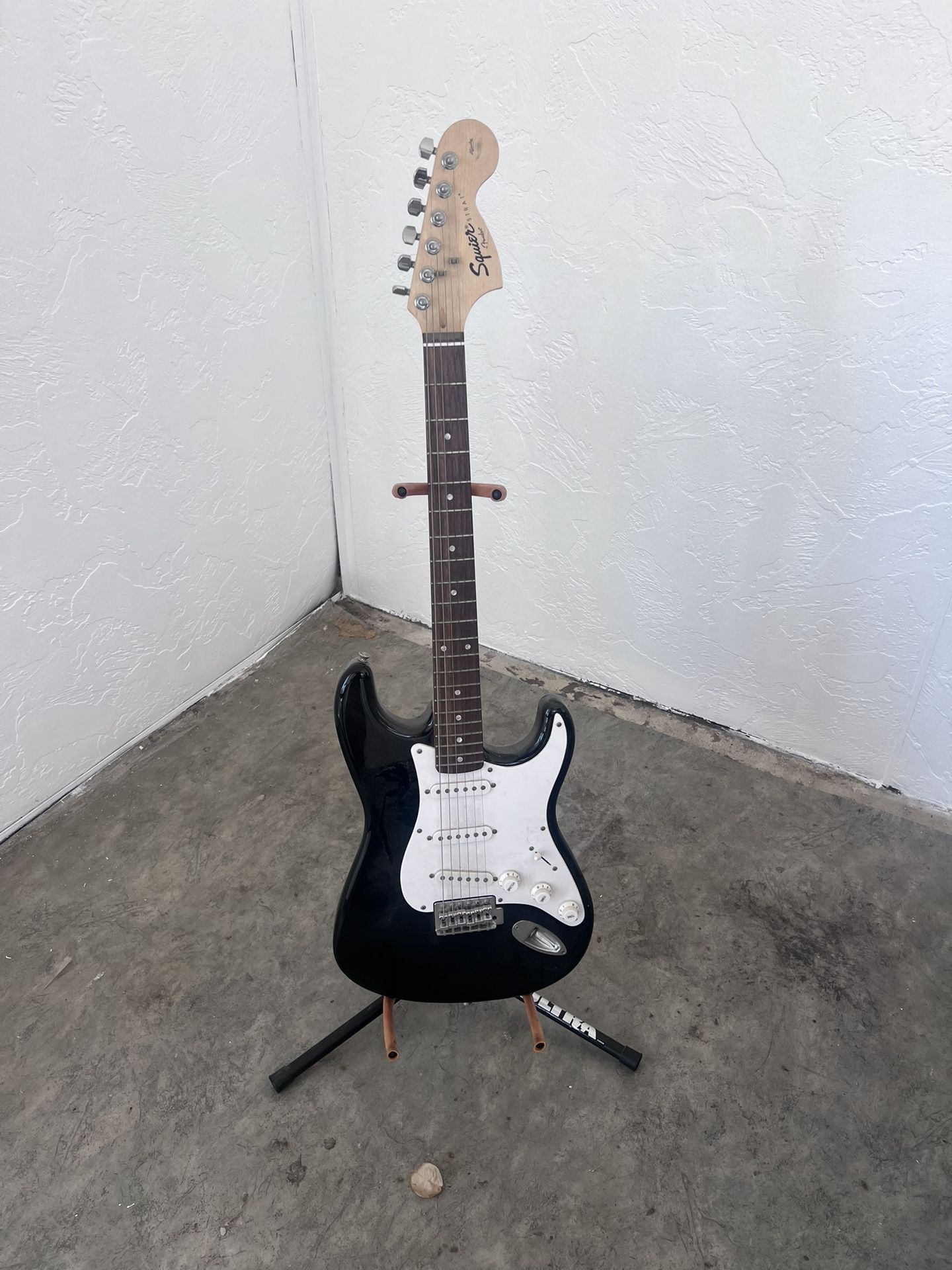 Fender Squire Electric Guitar