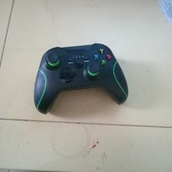 Xbox One Controller And Headphones 