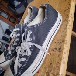 Black Converse All-star 7.5 Men's 9.5 Women