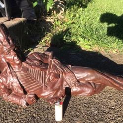 Vintage indian chief statue brown signed (see pictures) Native American   Good shape some wear a little chipping on couple feathers ( see pictures)   