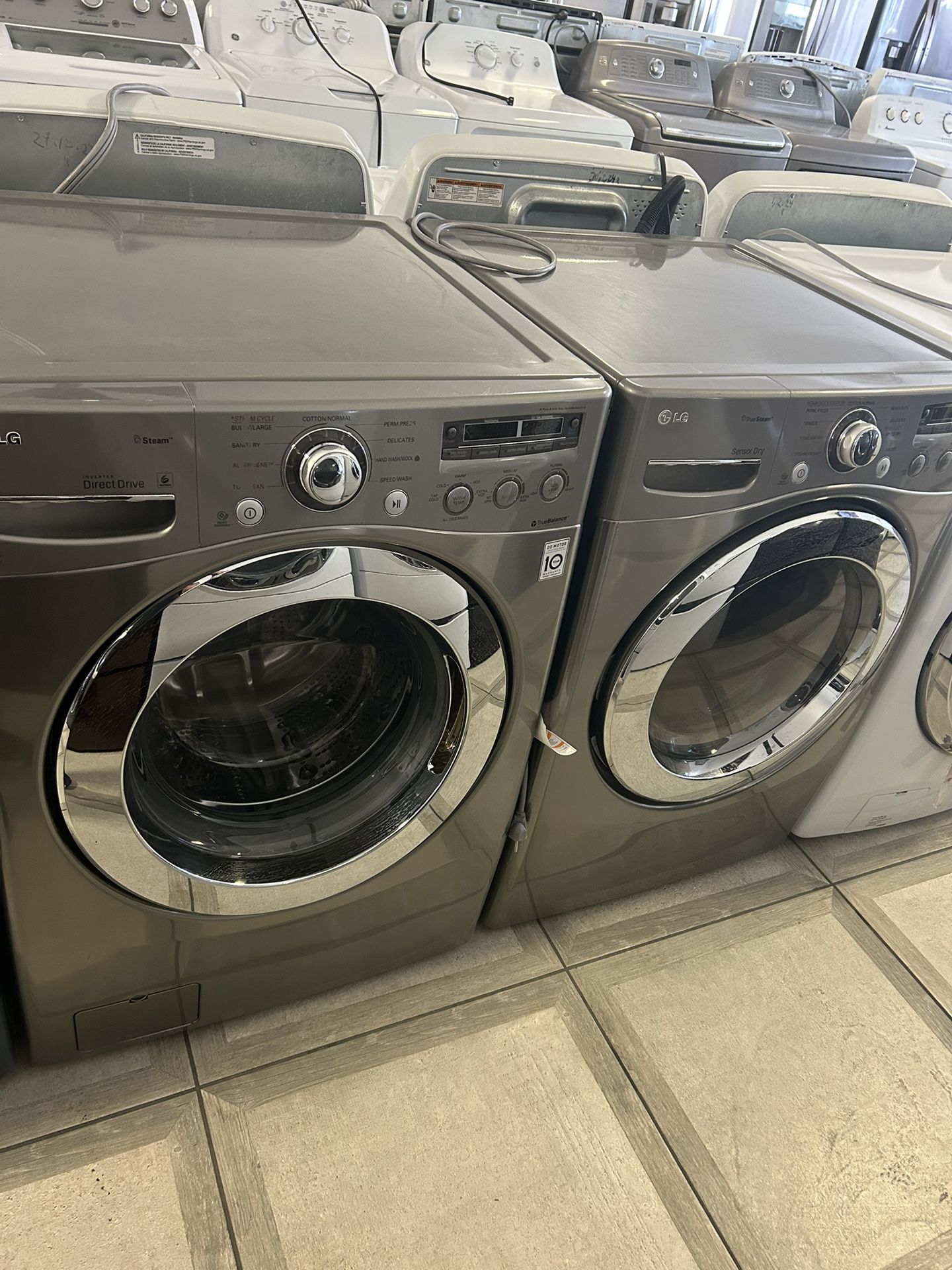 LG Washer And Gas Dryer Set