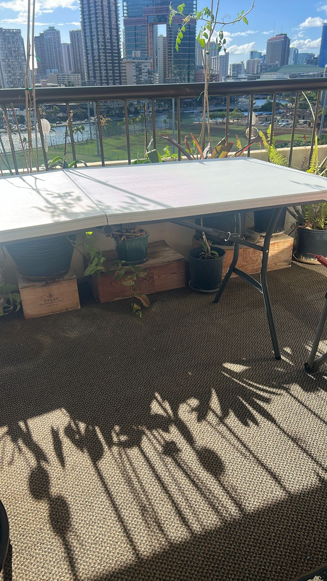 Lifetime Fold out White table -6ft x 2.5ft