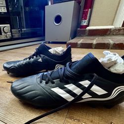 Adidas Firm Ground Cleats - Men’s 10