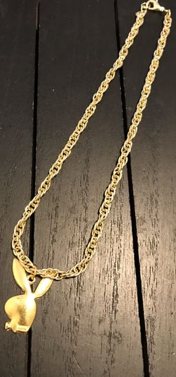 Various Sizes/ Gold Tone Double Helix Stainless Steel Necklace with Playboy Bunny Pendant (fun party paparazzi jewelry club new party dance)