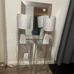 2 Tables 2 Lamps And 1 Mirror 