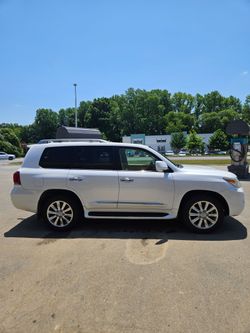 2009 Lexus LX 570