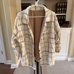 Women’s Plaid Flannel Shacket Medium