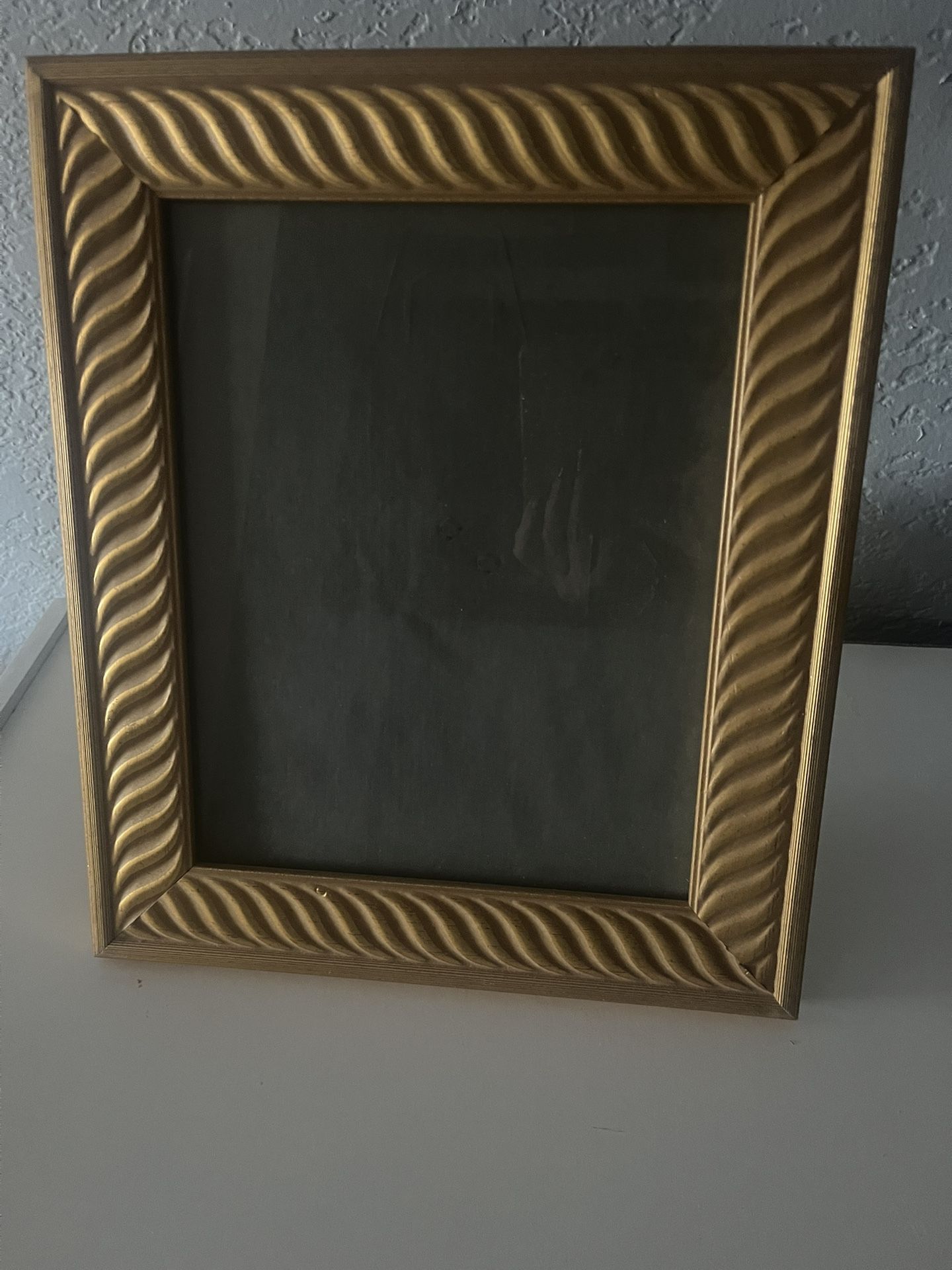 8 X 10 Frame With Glass