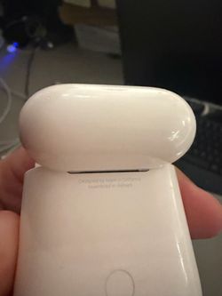 Apple Airpods second Gen used good condition