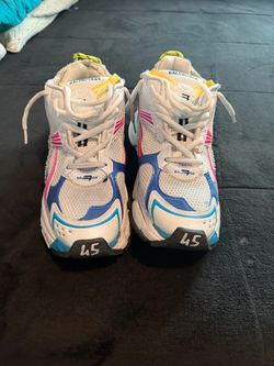 Balenciaga Runners. White, pink, blue. 2022 release.