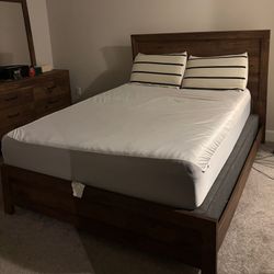 KING BED MATTRESS & BED FRAME 