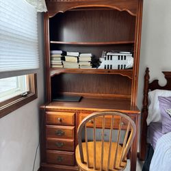 Writing Desk With Hutch