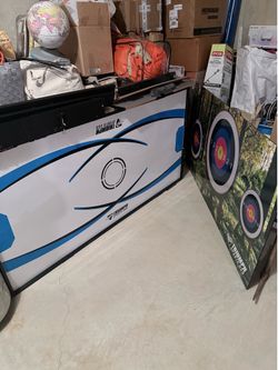 Triump air hockey/ pool table