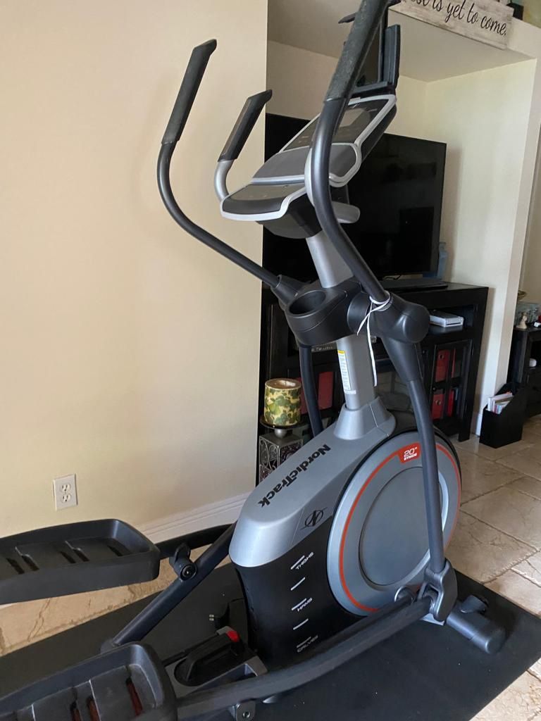 elliptical machine nordictrack