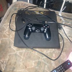 Good Condition Ps4 Slim