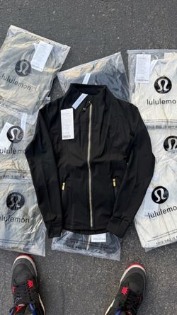 Lululemon