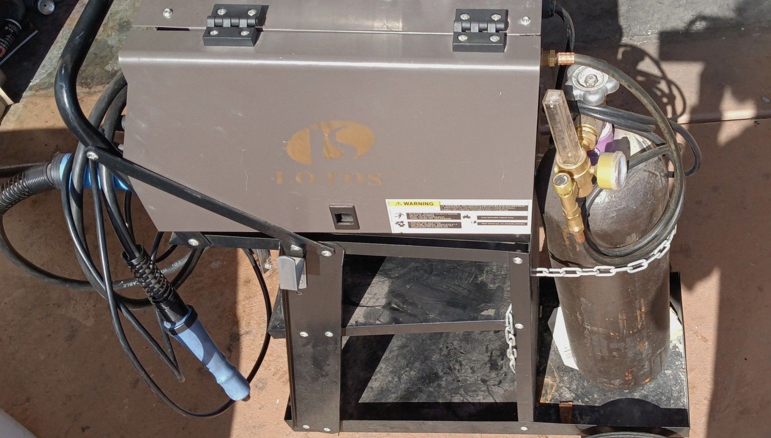 Lotos MIG 140 Welder 120V 140A