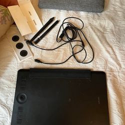 Wacom Intuos Pro Paper Edition Creative Graphics Tablet Medium