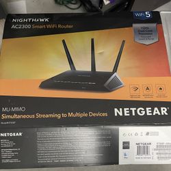 Router Nighthawk Ac2300