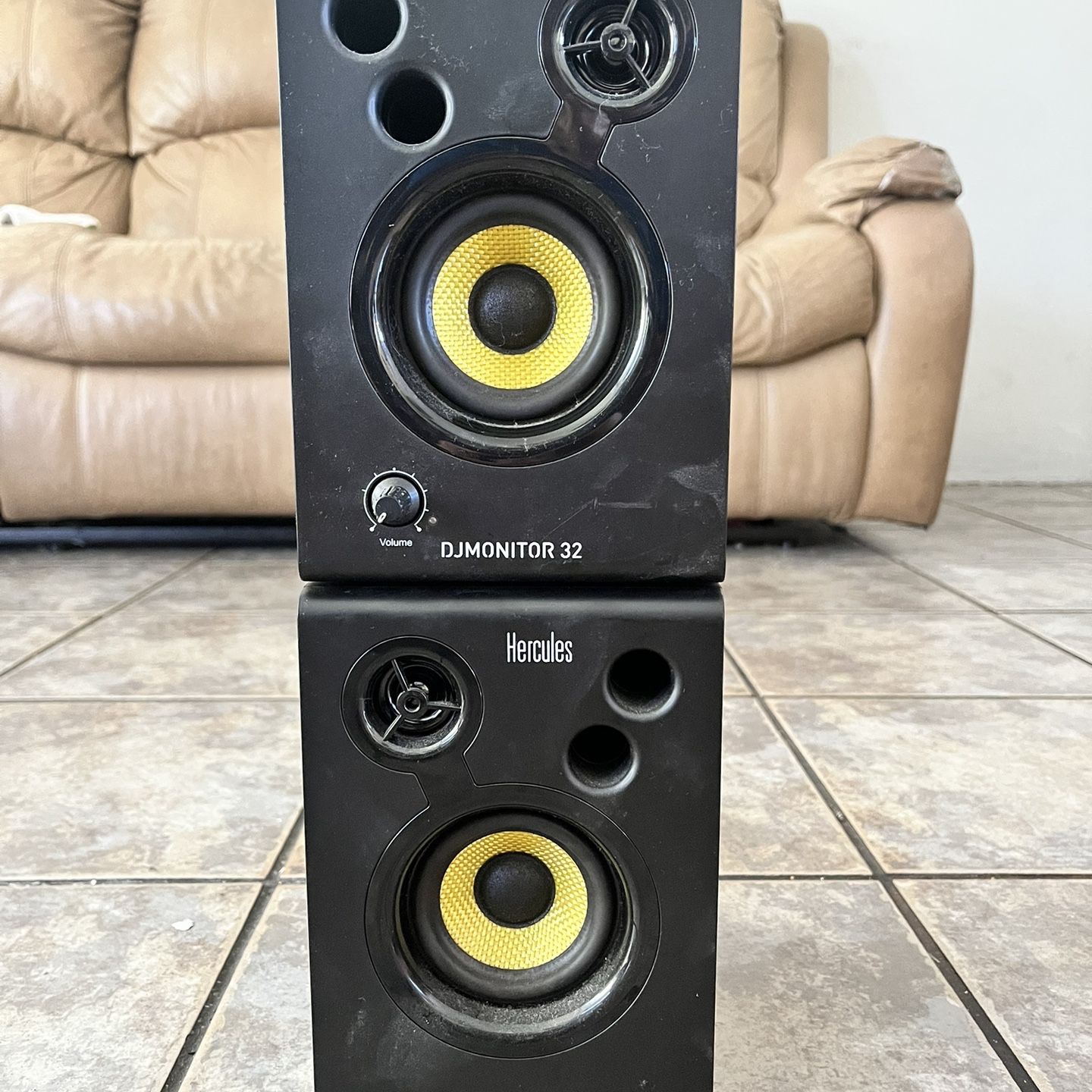 Hercules Speakers Dj Monitor 32