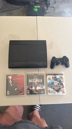 PS3 Super Slim Console with Controller and 3 Games