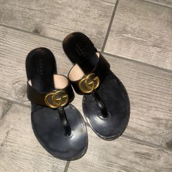 Gucci Sandles