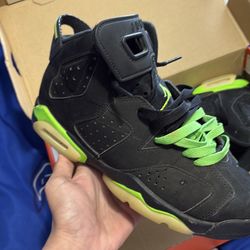 Jordan 6 size 6