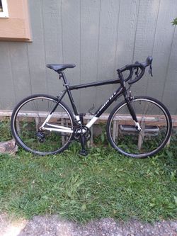 2021 Schwinn Phocus 1400 road/gravel bike