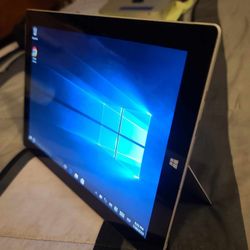 Excellent 11 inch Touchscreen Surface Pro 1ra Generation With Windows 10 With Office Programs 