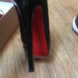 Christian Louboutin Classic Bianca