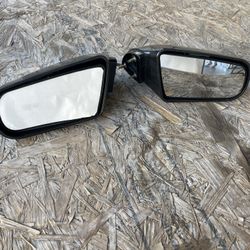 Mirrors For Chevy Or GMC 99 To 2006