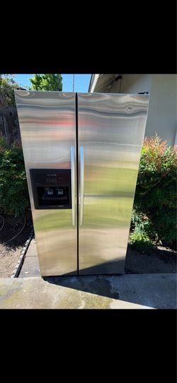 Refrigerator/fridge/freezer