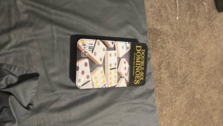 Domino set