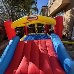 Little Tikes Jump 'n Slide Inflatable Bouncer Includes Heavy Duty Blower 