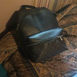  Louis Vuitton Discovery Backpack Black. 